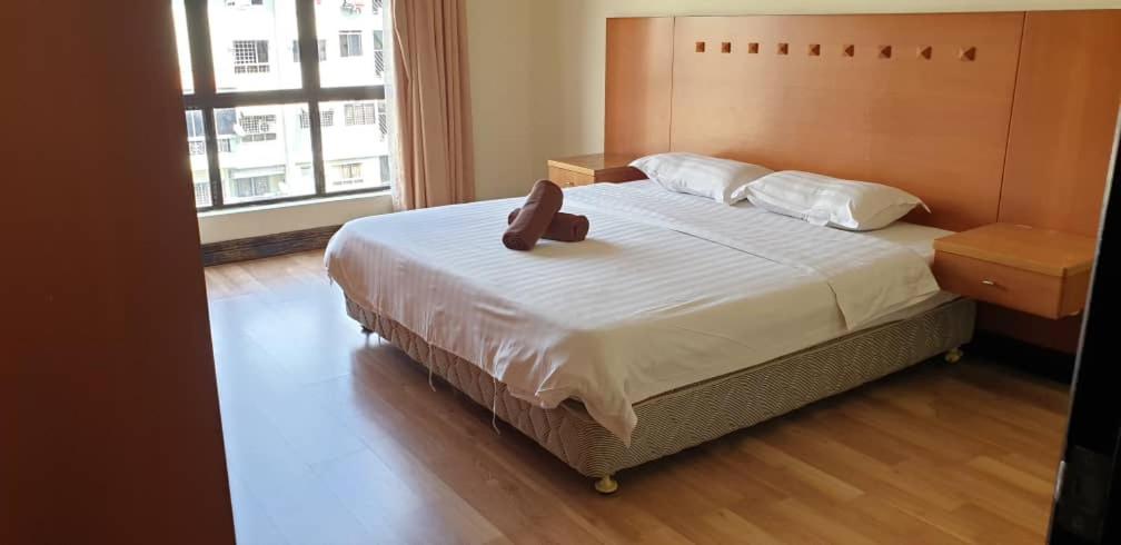 Marina Court Resort Kota Kinabalu-Stay And Get Cash Rebate Экстерьер фото