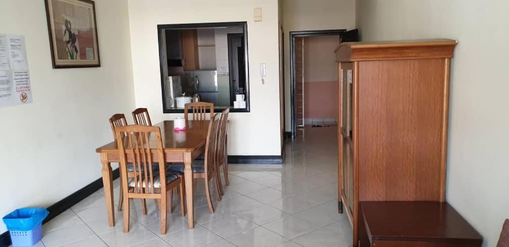 Marina Court Resort Kota Kinabalu-Stay And Get Cash Rebate Экстерьер фото