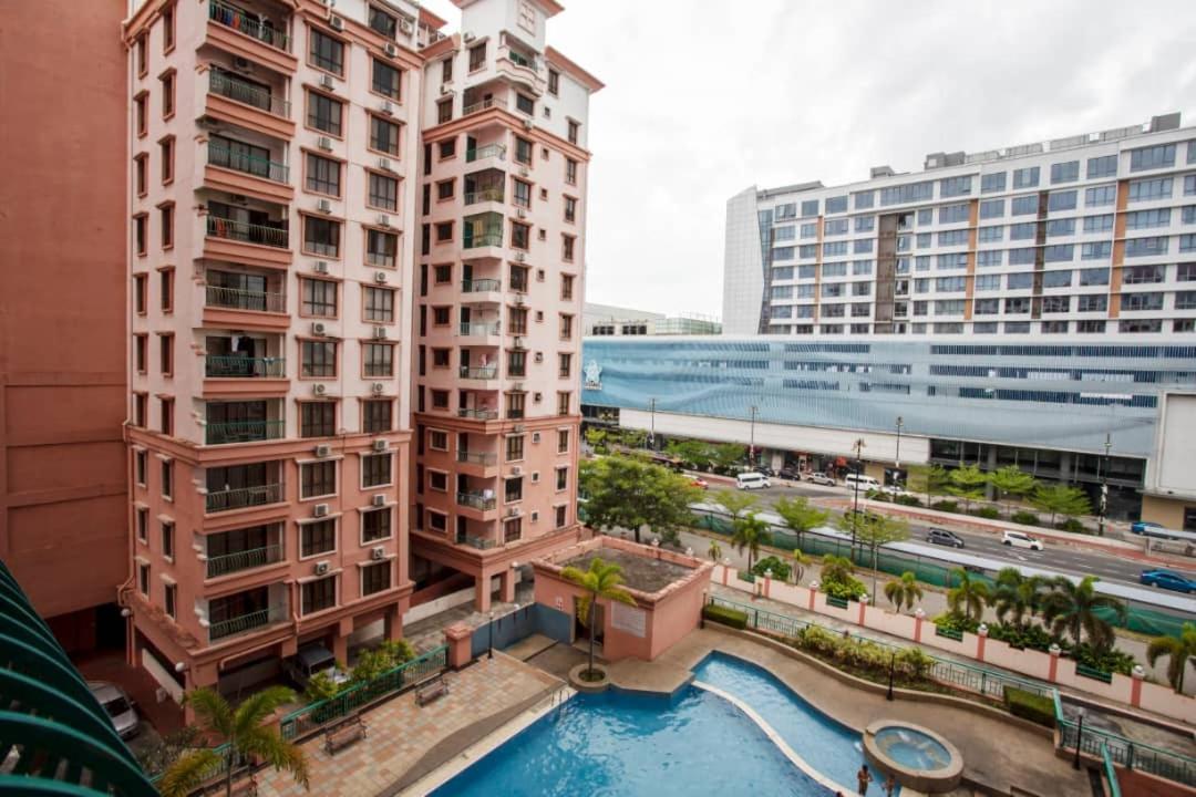 Marina Court Resort Kota Kinabalu-Stay And Get Cash Rebate Экстерьер фото