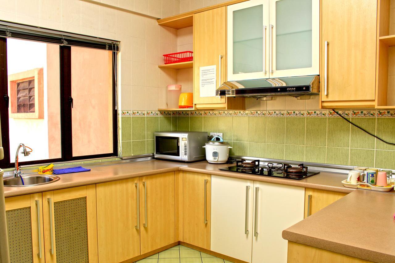 Marina Court Resort Kota Kinabalu-Stay And Get Cash Rebate Экстерьер фото